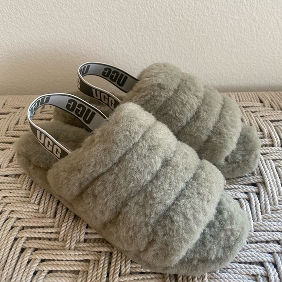 UGG fluff yeah slide shoes slippers Womans burnt olive green - Picture 10 of 15